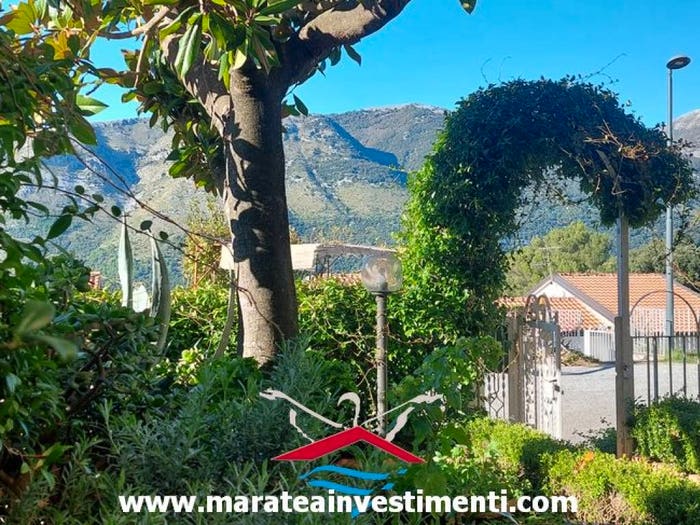 Casa con 6 locali in vendita in Via dei Cappuccini, Centro, Maratea