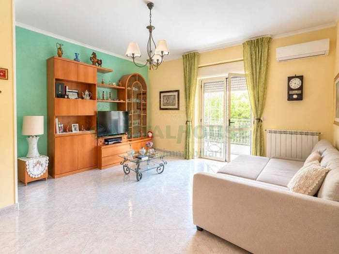 Appartamento quadrilocale in vendita in Via Martiri di Nassirya, Centro, Capua
