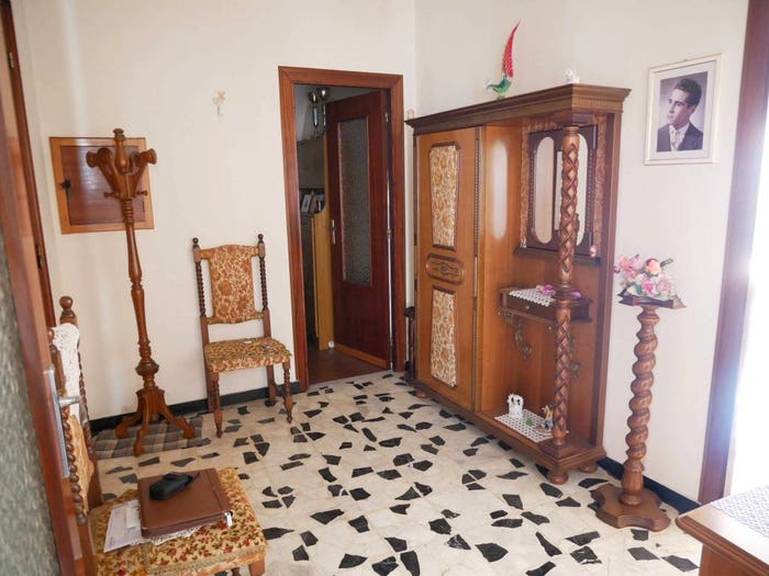 Appartamento trilocale in vendita in Via Tonale, Is Mirrionis, Cagliari