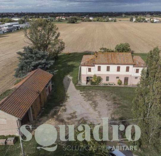Casa con 5 locali in vendita in Forli'