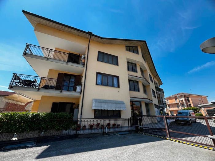 Appartamento quadrilocale in vendita in Via Sant'Albano, Centro, Morozzo