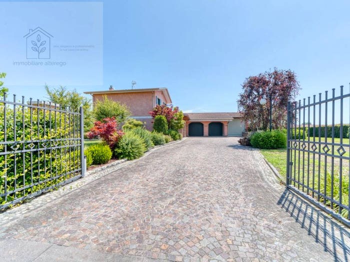 Casa con 5 locali in vendita in via Restello, Abbazia Pisani, Villa del Conte
