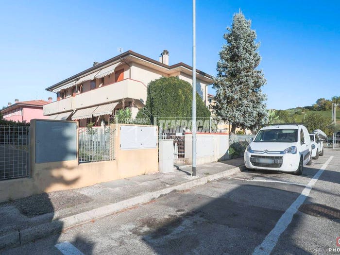 Appartamento trilocale in vendita in Via Cà Fornaci, Case Di Pedrolara, Coriano