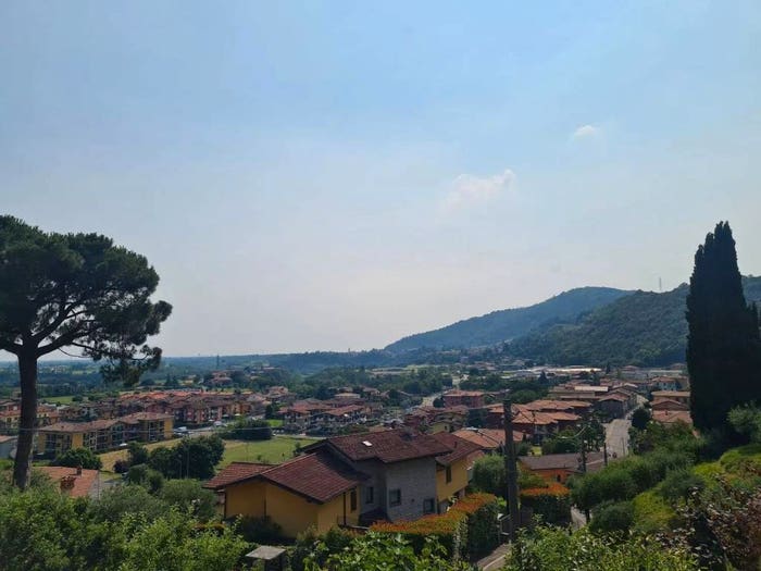 Casa con 6 locali in vendita in Via Papa Giovanni Xxiii, Centro, Credaro