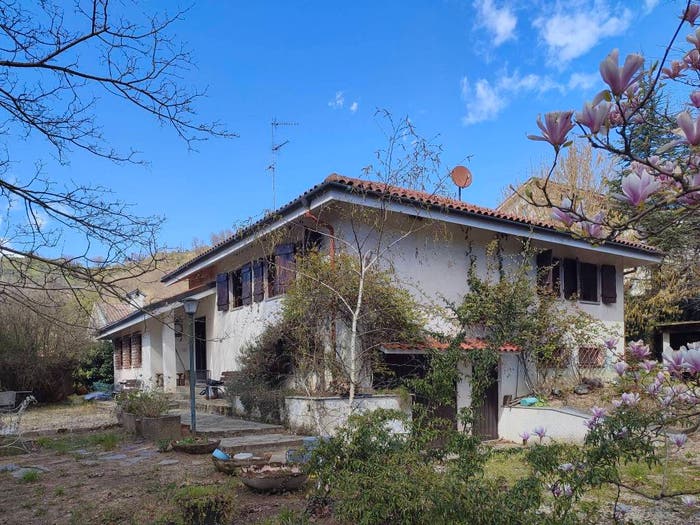 Casa con 6 locali in vendita in Via Roma, Centro, Gavi