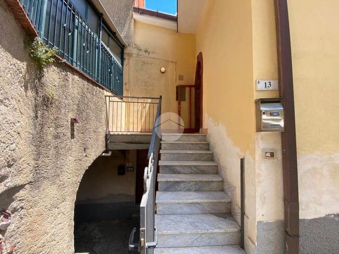 Appartamento quadrilocale in vendita in Via Torre, Centro, Roccadaspide