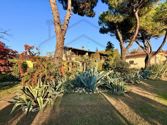 Casa con 5 locali in vendita in Via Bacchiglione, Centro, Montegrotto Terme