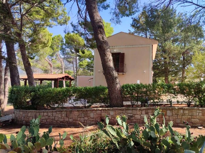 Casa con 5 locali in vendita in Contrada Favara No Number, Collesano