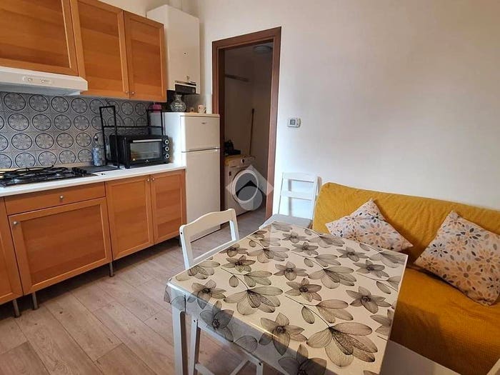 Appartamento bilocale in affitto in Via Carlo Imbonati, Dergano, Milano