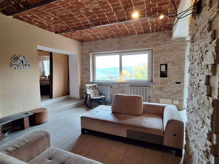 Casa quadrilocale in vendita in via Vallà, Brozolo