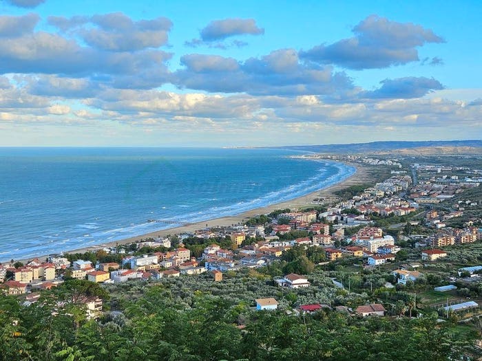 Appartamento con 6 locali in vendita in Viadotto Istonia Corso G Garibaldi V San Michele, Vasto