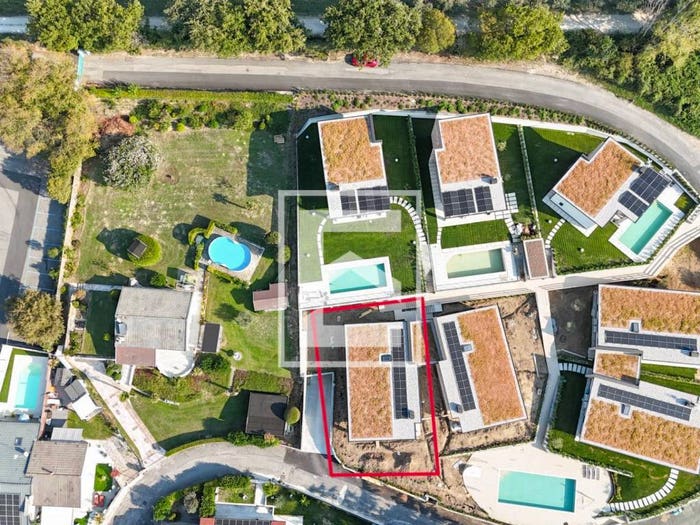Casa quadrilocale in vendita in Strada Regionale Gardesana Orientale, Lazise