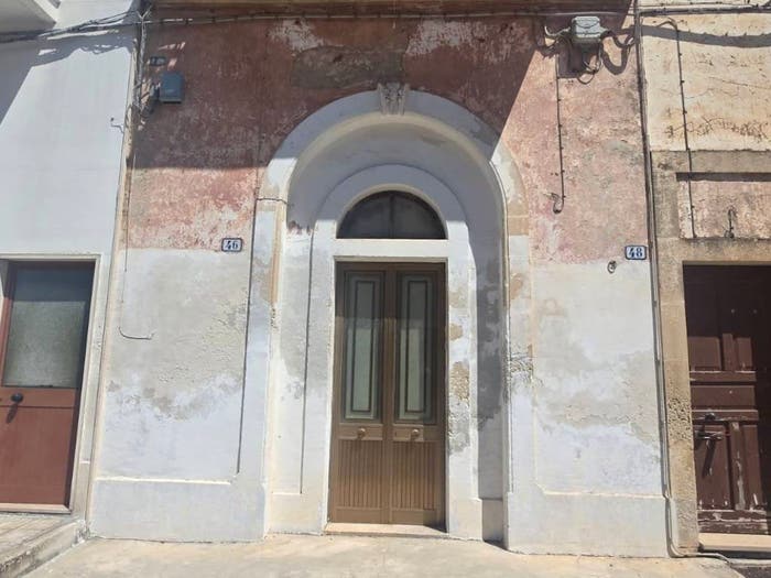 Casa trilocale in vendita in Via Pozzolini, Centro, Galatina