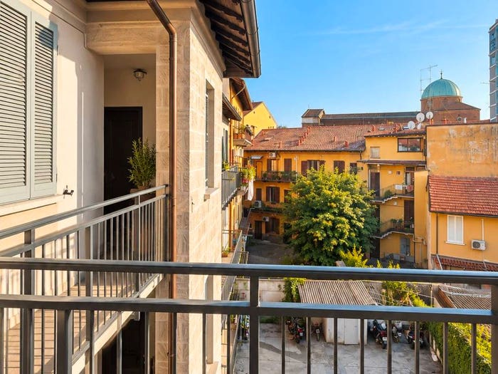 Appartamento trilocale in vendita in Via Francesco Rismondo, Baggio, Milano
