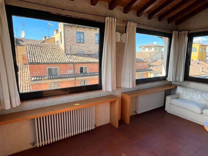 Appartamento con 5 locali in vendita in Centro Storico, Parma