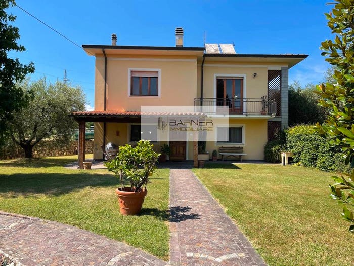 Appartamento con 5 locali in vendita in Via della Cappella, Mutigliano Torre, Lucca