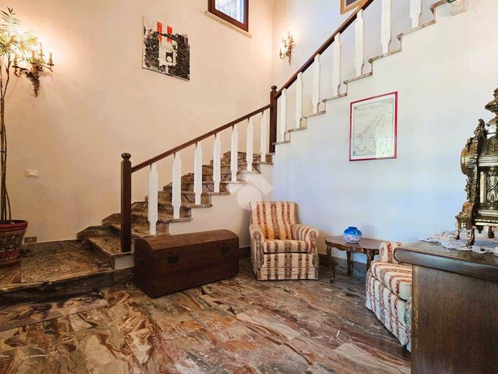 Casa quadrilocale in vendita in Curtatone