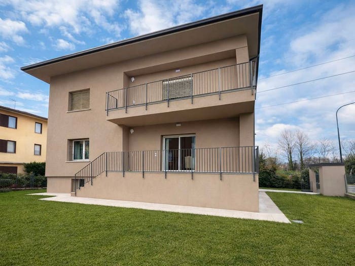 Casa quadrilocale in vendita in Tangenziale Ovest Tronco, Fiumicello, Brescia