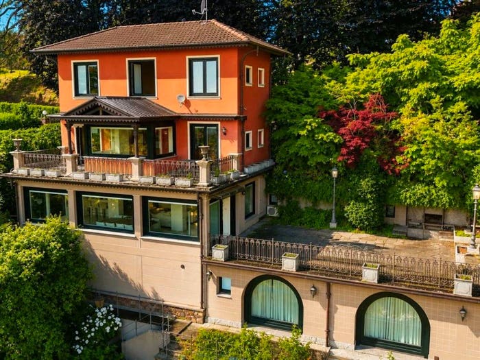 Casa con 5 locali in vendita in Via Saini, Centro, Meina