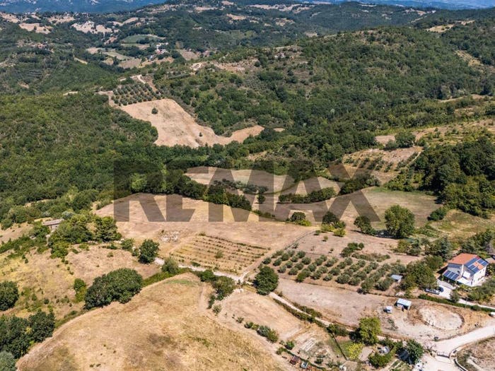 Casa con 5 locali in vendita in Piccione, Perugia