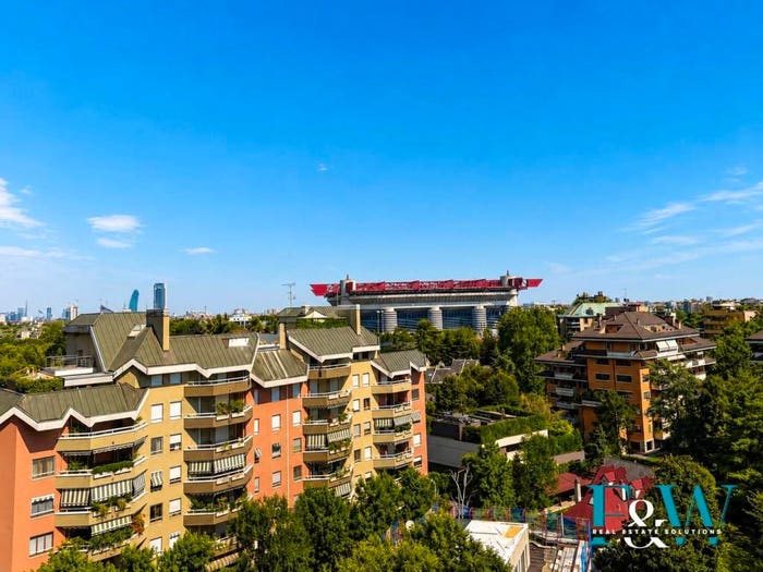 Appartamento con 6 locali in vendita in Via Pinerolo, San Siro, Milano