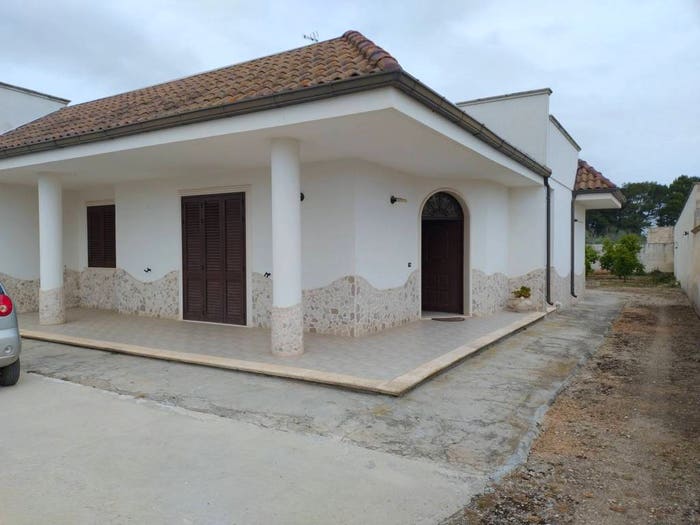 Casa con 6 locali in vendita in Strada, Centro, Carmiano