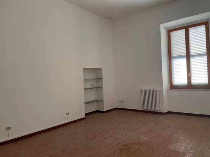 Appartamento con 5 locali in vendita in Piazza Plebiscito, Settefrati, Barletta