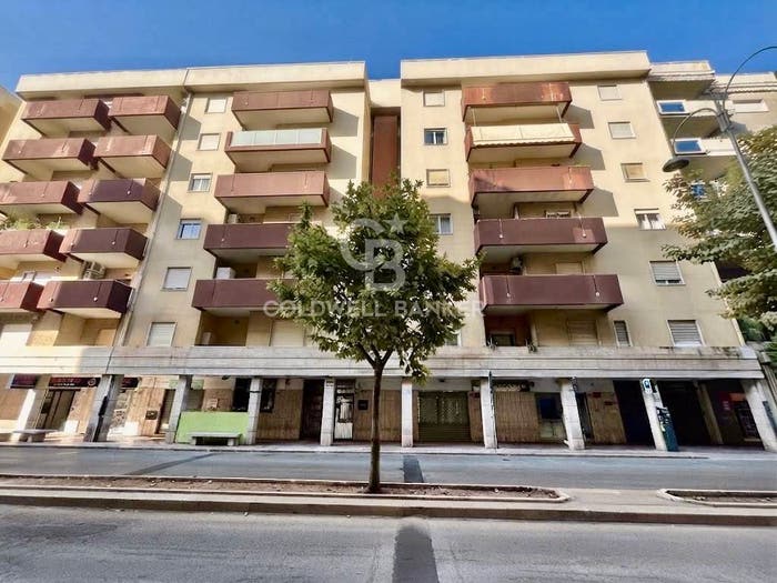 Appartamento con 5 locali in vendita in Via Firenze, Centro, Andria