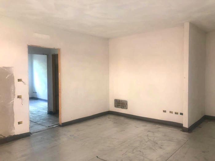 Appartamento trilocale in vendita in Viale Roma, Centro, Agliana