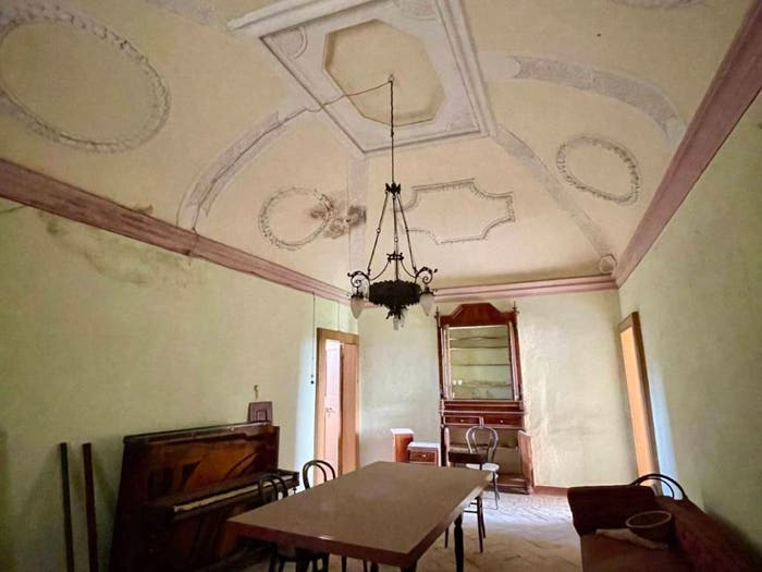 Casa con 6 locali in vendita in Centro, Altidona