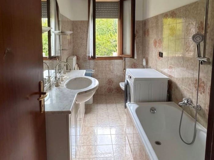 Appartamento quadrilocale in vendita in Via della Serenissima, Mira Porte, Mira