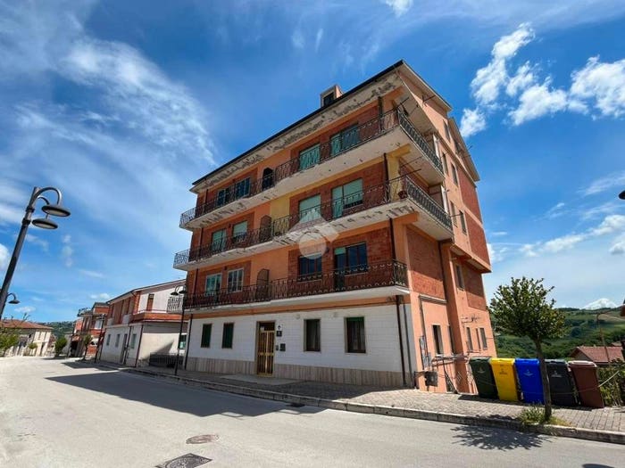 Appartamento quadrilocale in vendita in Traversa via S Rocco, Centro, Ripalimosani