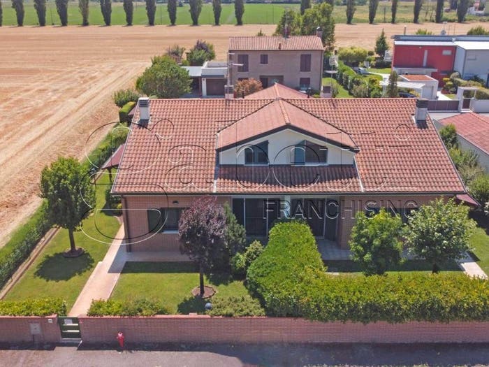 Casa con 6 locali in vendita in Via Lucio Federico Mongardi, Pontegradella, Ferrara