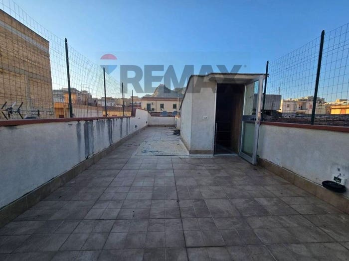 Appartamento trilocale in vendita in Via Nicolo' Spedalieri, Montepellegrino, Palermo