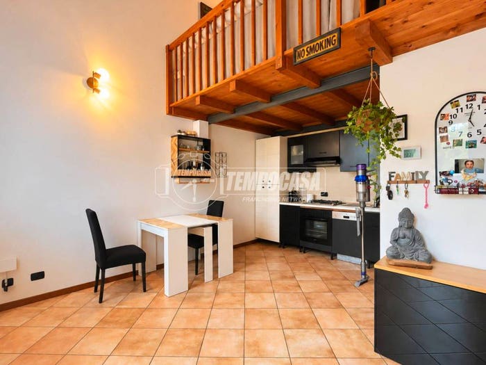 Appartamento bilocale in vendita in Via Alessandro Volta, Paderno d'Adda