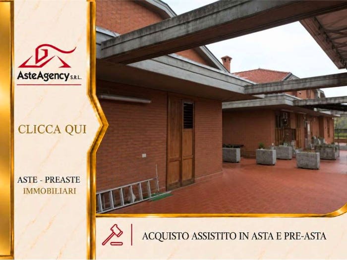 Appartamento con 6 locali in vendita in Via Fonte Orsola, Centro, Corridonia