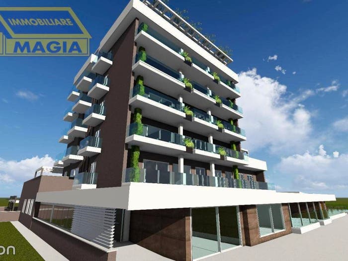 Appartamento trilocale in vendita in Lungomare Guglielmo Marconi, Lungomare Marconi, Alba Adriatica
