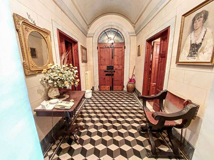 Casa con 6 locali in vendita in Via Monte, Serravalle Pistoiese