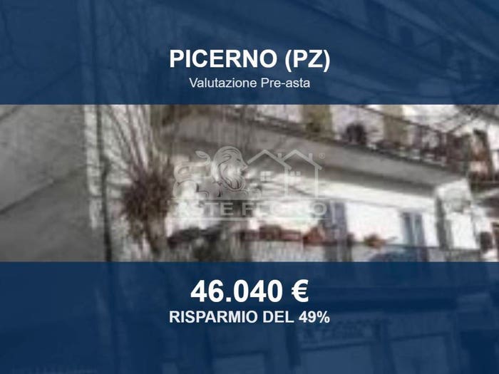 Appartamento con 6 locali in vendita in Via Albini, Picerno