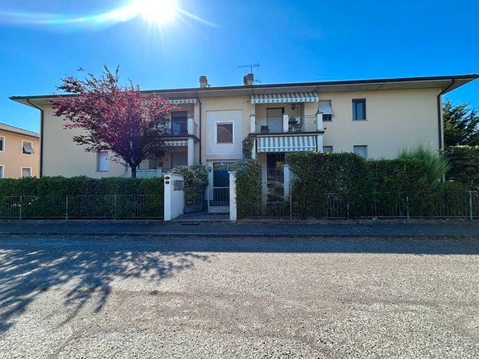 Appartamento quadrilocale in vendita in Centro, Fornovo di Taro
