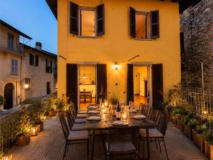 Casa con 5 locali in vendita in Via Borghetto, Agra