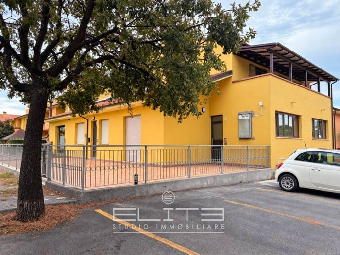 Appartamento trilocale in vendita in Centro, Sirolo
