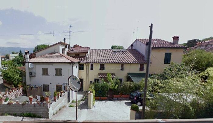 Casa con 5 locali in vendita in Via Provinciale Montalbano, Cantagrillo Casalguidi, Serravalle Pistoiese