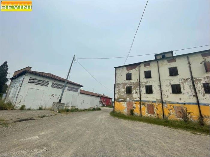 Casa con 6 locali in vendita in VIA EMILIA EST, Modena Est, Modena