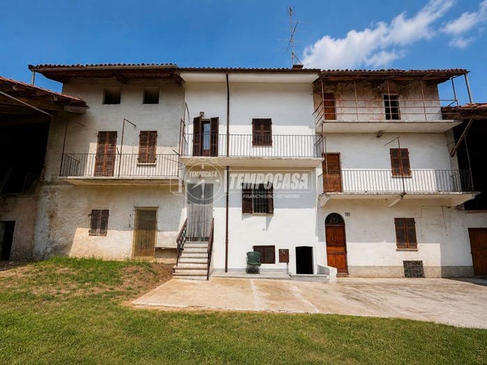 Casa con 5 locali in vendita in Via Francesco Damilano, Centro, Trinità
