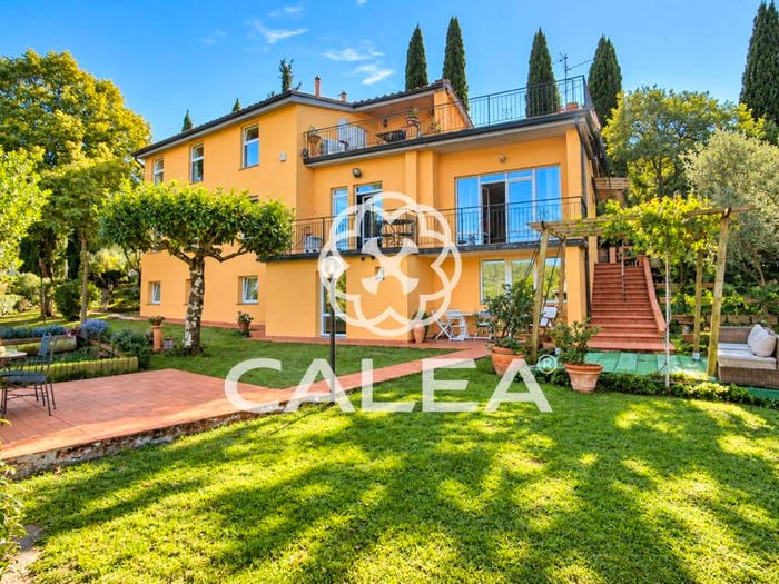 Casa con 6 locali in vendita in Via Treggiaia, Romola, San Casciano in Val di Pesa