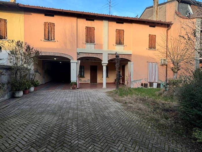 Casa con 6 locali in vendita in Via Giacomo Matteotti, Centro, Leno
