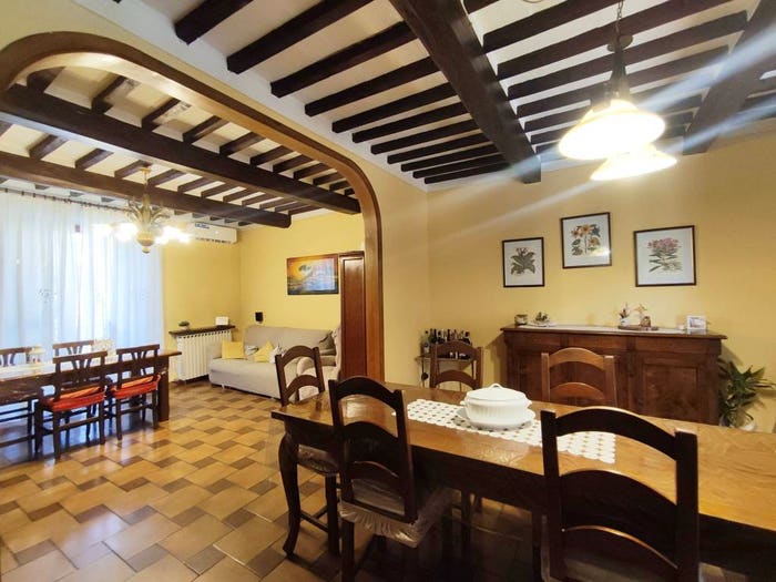 Casa con 6 locali in vendita in Via Martiri della Libertà, Orentano, Castelfranco di Sotto