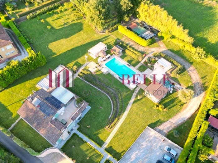 Casa con 6 locali in vendita in Via Gattarella, Camaiore Paese, Camaiore