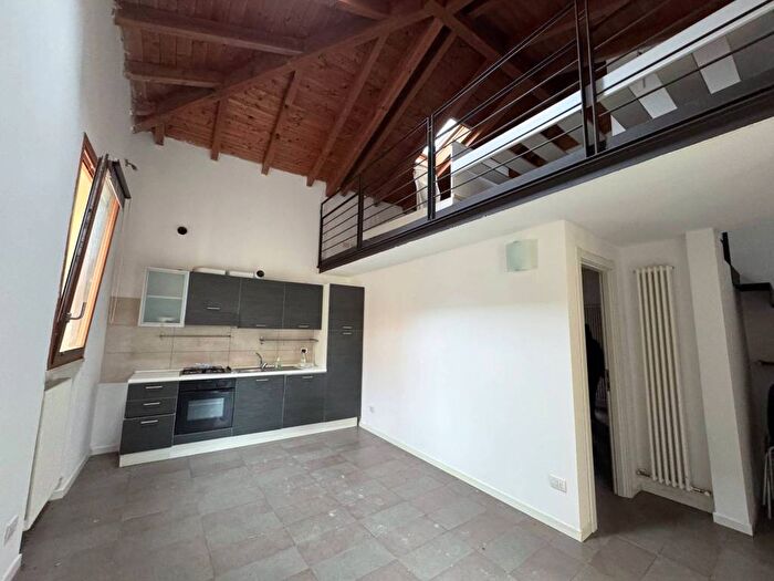 Appartamento trilocale in vendita in Via Lorenzo Valla, Dante Cheope, Piacenza